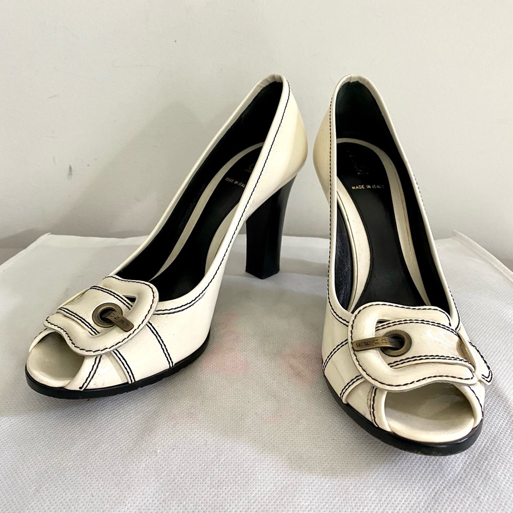 Authentic Fendi heels - Picture 1 of 12